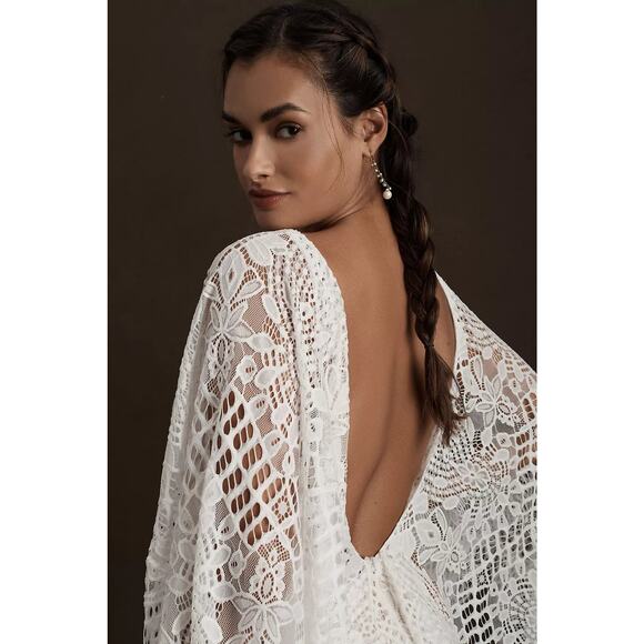 BHLDN Odalis Cape-Sleeve Deep-V Lace Wedding Gown - 18 - Picture 5 of 8